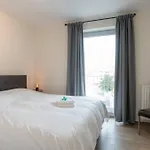 Wonderful New Close To The Oostende