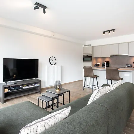 Wonderful New Close To The Ostend