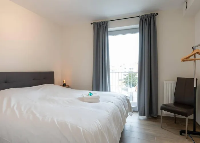 Wonderful New Close To The Ostend